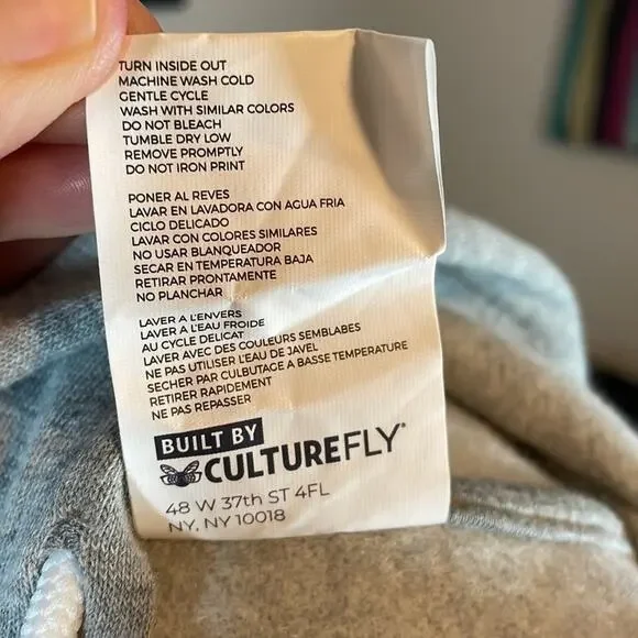 NWOT Culture Fly hoodie, size M - Picture 12 of 12